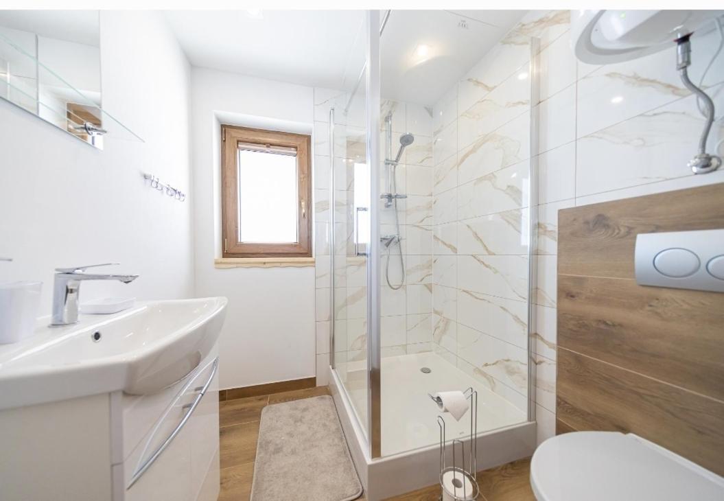 Styry Pory Roku Apartment Gron Luaran gambar